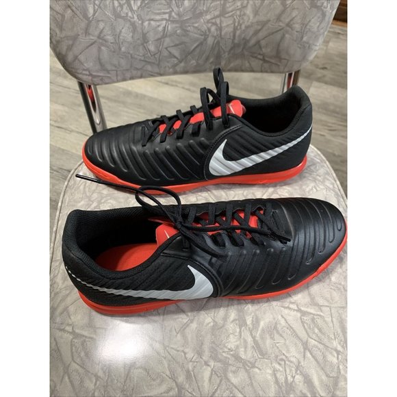 Men’s Nike Tiempo Legend 7 Club IC Running Shoes Black Red Like New Size 10.5 - Picture 6 of 6